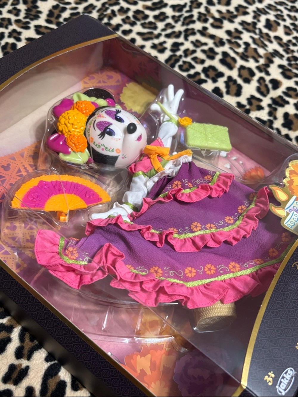 2022 Disney Parks MINNIE MOUSE Deluxe Catrina Doll Day of the Dead Skull Mexico - Picture 12 of 15